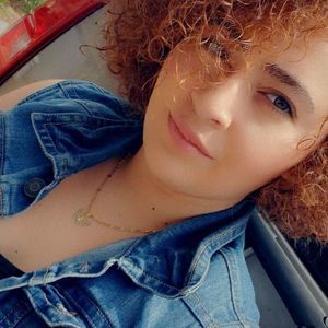 Meet your Posher, Gabriela